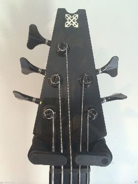 Modulus Quantum 5 Sweetspot Bass Guitar sweet spot five string with Hard Case