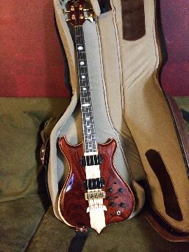 Short scale bass rare Alembic One of a kind