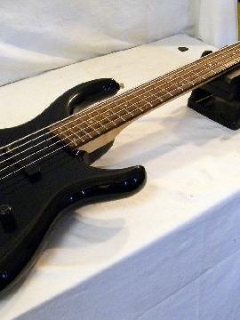 Tobias Toby V 5 String Electric Bass Guitar! - Low End Thunder!!!
